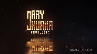 Camgirl vestida de diabinha fez DP para seu cliente - Mary Jhuana