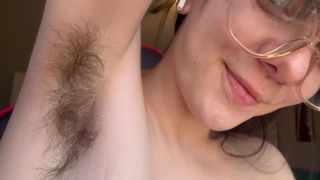 CLOSE UP ARMPIT SNIFFING ORGASM