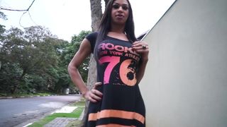 Dark beauty skin Kealy breaking her ass with finger and masturbating deeply