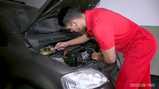 Sa have a better plan for the mechanic, starting to open her ass with his big cock