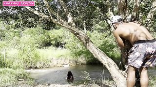 NAO RESISTE AO VER UM PUNHETEIRO BATENDO UMA PRA MIM LOGO CHAMEI ELE PRA MAS PERTO E FUDIR COM ELE NO PELO E O SAFADO NAO SE SEGUROU E ESPORROU DENTRO DA MINHA BUCETA fit: MARCIO BAIANO OFICIAL