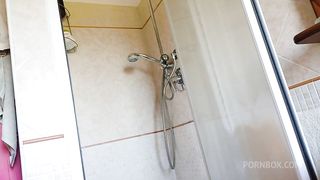 mm wanna enjoy a hot shower with me?