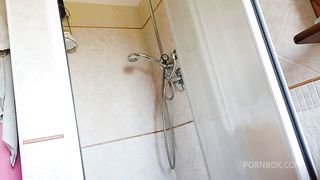 mm wanna enjoy a hot shower with me?