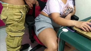 NO PUEDES ESTUDIAR TRANQUILA, OBVIO SIEMPRE ESTARE MORBOSEANDOTE