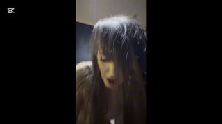 PEDIMOS A UN AMIGO QUE NOS GRABE Y SE UNE A LA FOLLADA CON MI ESPOSA CHLOE