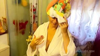 I love getting my ass broken after the shower