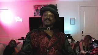 WELCOME TO THE FREAK SHOW