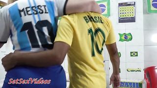 Durante a Cop22 um torcedor brasileiro fodeu muito a MILF gostosona, torcedora da selecao Argentina