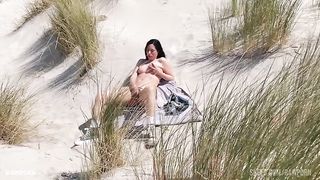 Linda del Sol on the way to the beach