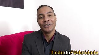 Atriz famosa entrou pra vara dando o cu pro apresentador