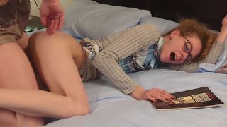 FREEUSE NERDY COMIC BOOK MILF WITH GLASSES CREAMPIED BY DADDY FULL MOVIE