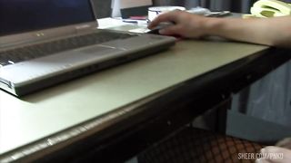 Jennyfer watching porn and felt to sleep, but the dream of fucking this young boy feels real