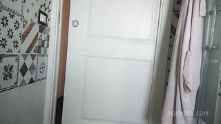 shavin time for Chantal Channel