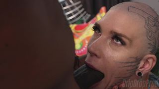 TIGERBABEX LIKES SUCKING & HAVING HIM CUM ON HER BALD HEAD!!