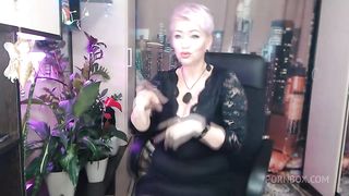 Hard fucking with a lustful mature bitch in private chats!