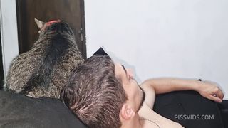 A GOSTOSA DA VIZINHA GOSTA DE ME MOSTRAR A BUCETA