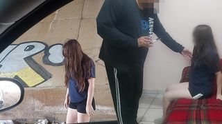 JOVENCITA PEPENADORA ES FOLLADA POR AYUDA ECONOMICA #1