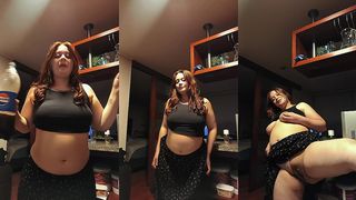 NICOLE PASSAT HAS GAINED WEIGHT AND SHOWS YOUR HER MEATY PUSSY AND THICK BODY