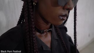 SECRETARY UNDRESSED HERSELF BECAUSE SHE DID NOT WEAR HER WORK COSTUME, THE BOSS LIKED IT