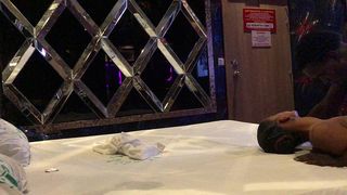 SEXO APASIONADO TERMINA CON SEMEN EN EL CULO