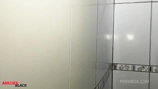 Paguei e gozei dentro da putinha sem camisinha