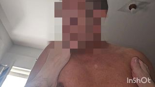 METENDO NO TURISTA DE FLORIANOPOLIS.