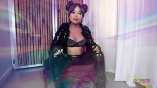 BRATTY STEPMOM ESSENCE FEAT ASTRODOMINA