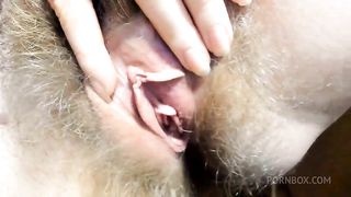 Hairy pussy wide-opening, pussy lips showing, clit rubbing!