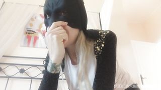fartin catwoman