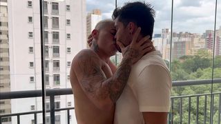 DIVIDI O UBER COM O BOY. NO MEIO DO CAMINHO, ELE PEDIU PRA IR PRA MINHA CASA. - COMPLETO