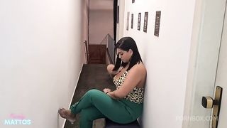 Medico terapeuta foi me examinar e enfiou a pica em mim