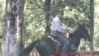 Anny e Seus Homens - Parte 3-3: Fodendo com dois e fazendo DP na casa de campo