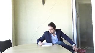 Anal Secretary Lety Howl