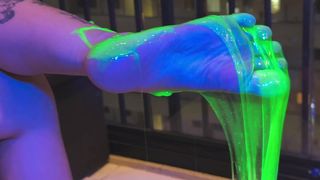 ENJOY MY SLIME STICKY FEET