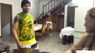 Anal na loirinha novinha