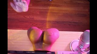 VANNIALL POUNDS DOLL PUSSY