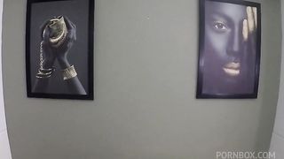 O dorminhoco do amigo do meu marido comeu minha bunda