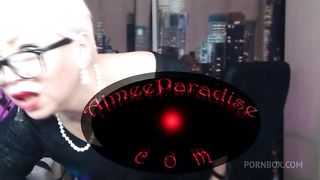 Fun fucking with a lustful mature in a public chat ))