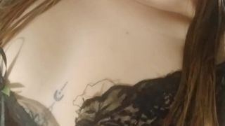 MOSTRANDO MINHA BUCETINHA