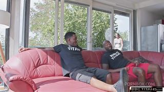 Taylee Woods Why guys so noise