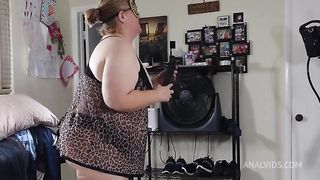 Hot Sexy Horny BBW Milf Mom With Big Ass Gets Fucked In Tight Wet Juicy Pussy By Fucking Machine SSBBW Pussy stretched by Dildo