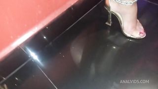 Meu marido descobriu que eu estava traindo e quis me comer tambem