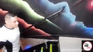 entrou no puteiro comeu a loira na sinuca