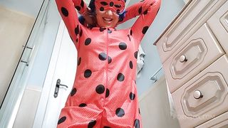 Hot ladybug cosplay amateur Chantal Channel