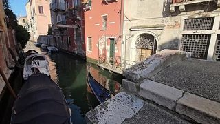 ONLYMAYA - YOU TURN ME ON WHILE WALKING THROUGH VENICE.