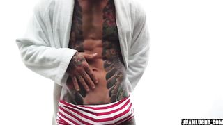 Sexy Juan Lucho Xmas Solo Masturbation