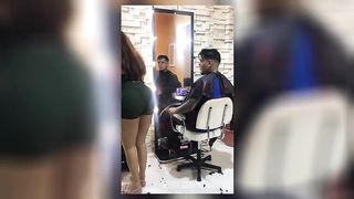 A PORN CLIENT VISIT ME AT THE BEAUTY AND HE COMES HORNY