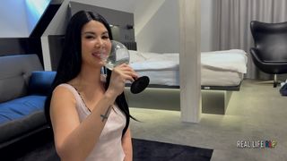 REAL LIFE PORNO 71: PUK3 LOVE LADY DEE - RIMMING, PISS DRINKING AND HARD SEX.