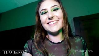 Sunny420 First Time Squirts and BBC Facial