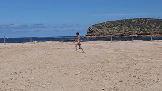 I LOVE TO PISS ON THE STREET!